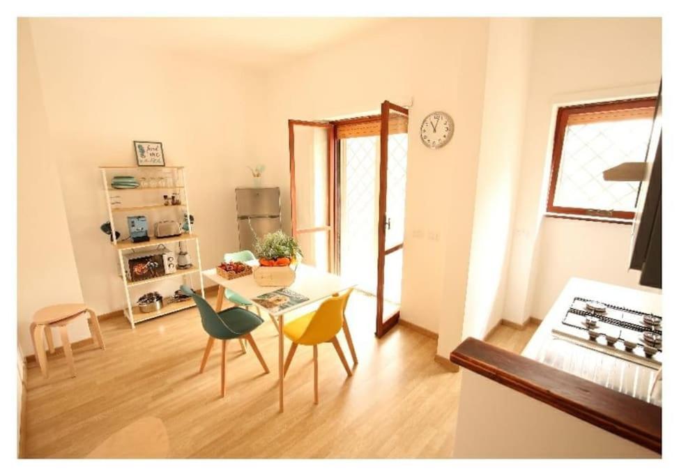 Cozy Coastal Gateway Lejlighed Lido di Ostia Eksteriør billede